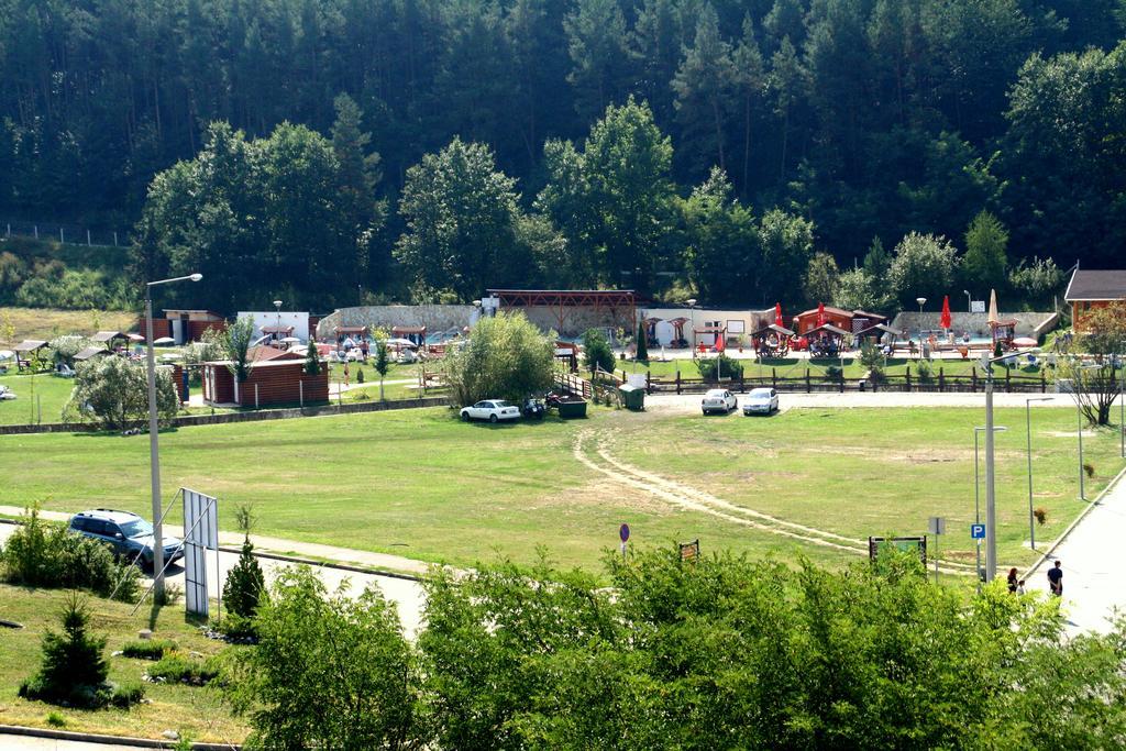 F&M Apartman Egerszalok Bagian luar foto