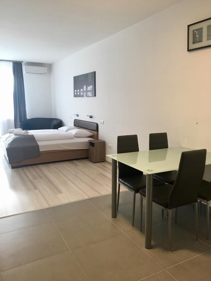 F&M Apartman Egerszalok Bagian luar foto