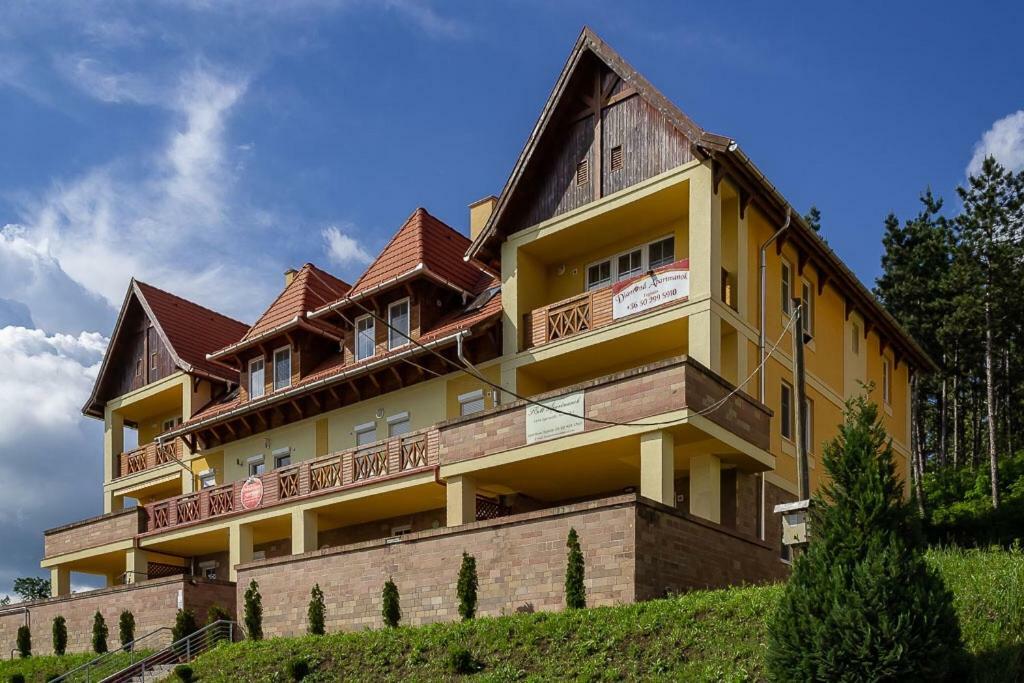 F&M Apartman Egerszalok Bagian luar foto